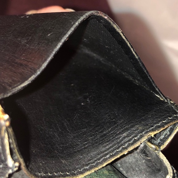 Louis Vuitton Coin Purse - Picture 12 of 13